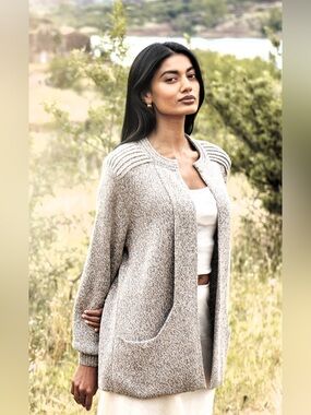 Peruvian link Ebel Open-Front Long Knit Cardigan in Heathered Beige